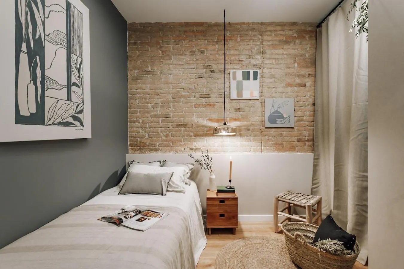 Aroche - 2 Bedrooms In Sant Antoni Barcelona Apartment